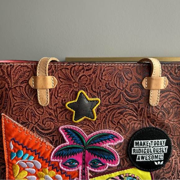 Consuela Suzie Everyday Tote Like New Retired - Picture 8 of 10